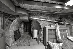 Wine vaults in cellar under kitchen; 1804 or not long thereafter